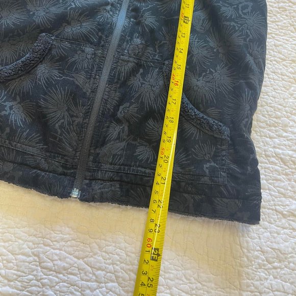 Women's Columbia Black Fleece Vest - Pine Cone Design- Sz S - Picture 9 of 9